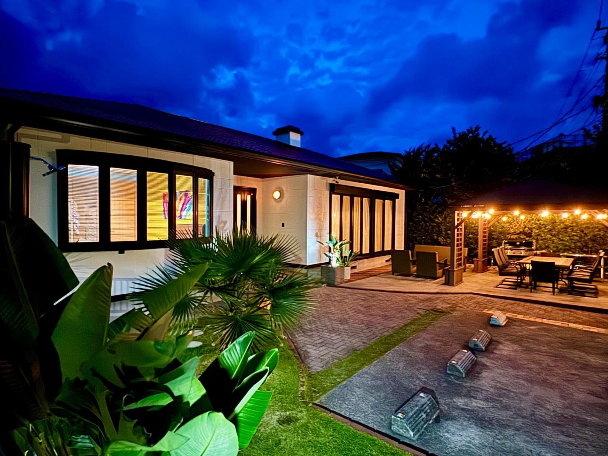 弓ヶ浜海水浴場徒歩1分! 一棟貸別荘! Yumigahama Beach House & Bbq! Minamiizu Exterior photo